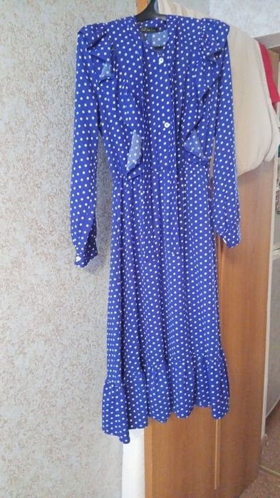 Продам платье новое