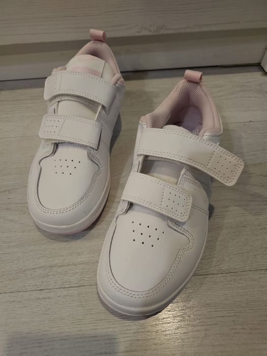 Кецове мратонки бели Найк размер 33.5 номер