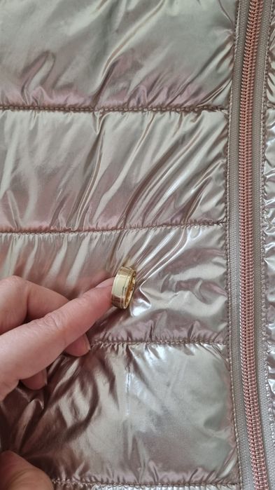 Златно, леко ватирано яке Benetton