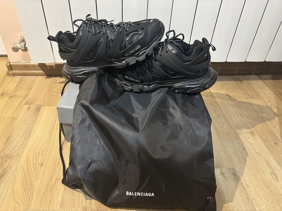 Balenciaga track  black 42