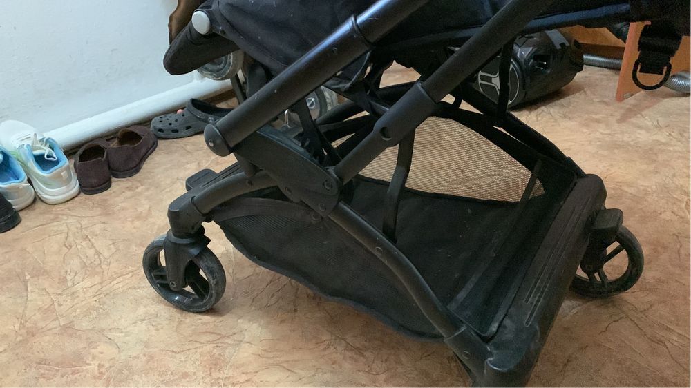 Коляска для ребенка