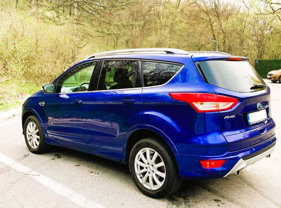 Ford KUGA II TITANIUM-X (nici Qashqai, nici Tiguan) cu super dotări.