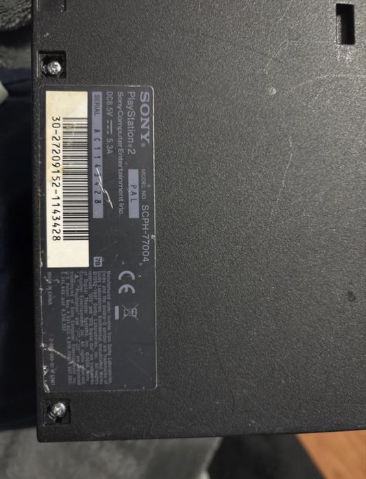 Playstation 2 Slim + 3 Controllers + AV>VGA Adaptor + 64mb Memory Card