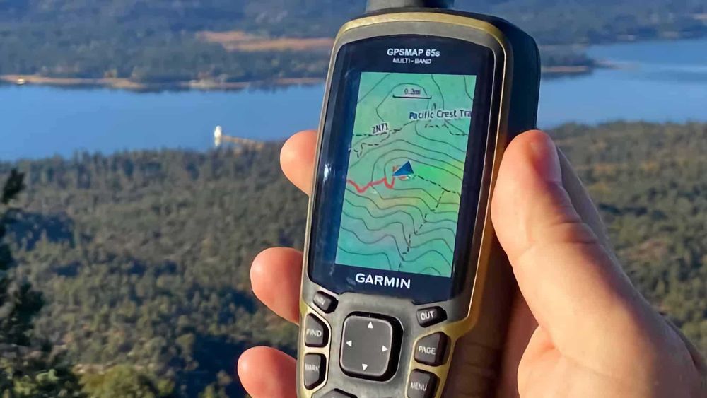 Навигатор Garmin GPSMAP 65S