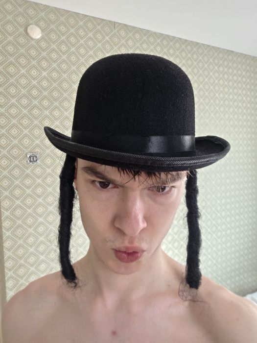 Еврейская шляпа с париком