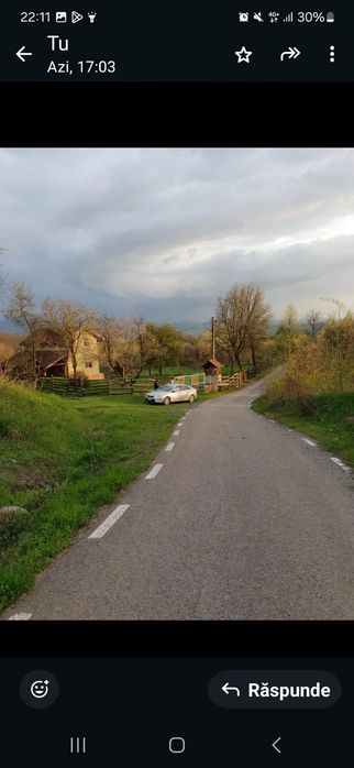 Vând teren intravilan