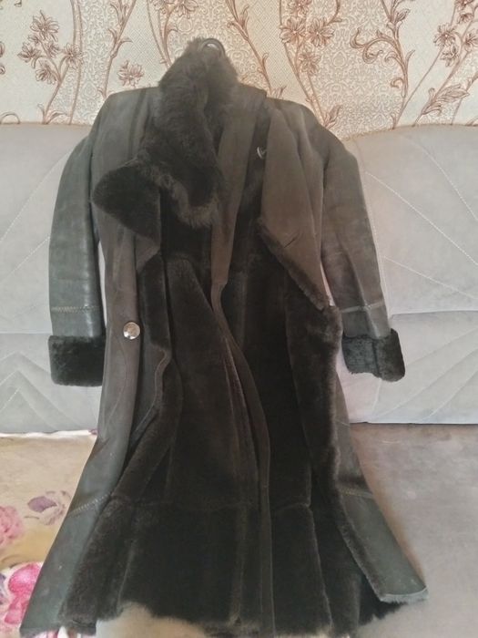 Женские вещи, дубленка.