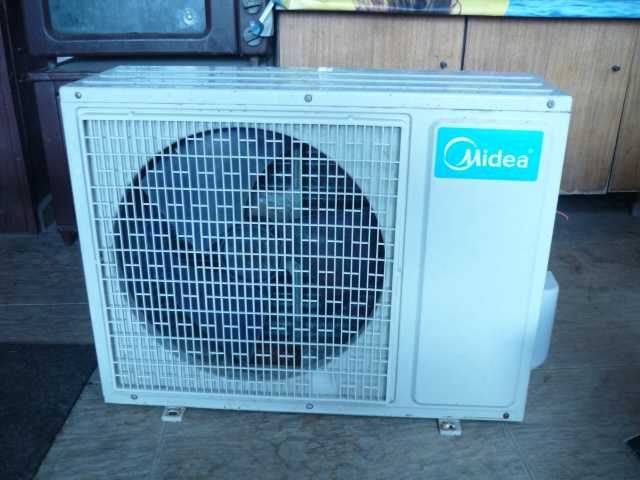 климатик Midea модел MSR-12HRN1