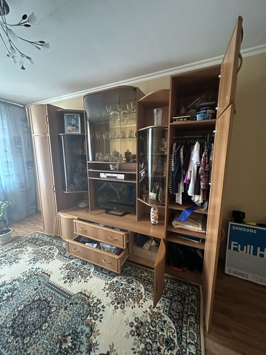 Стенка в гостиную