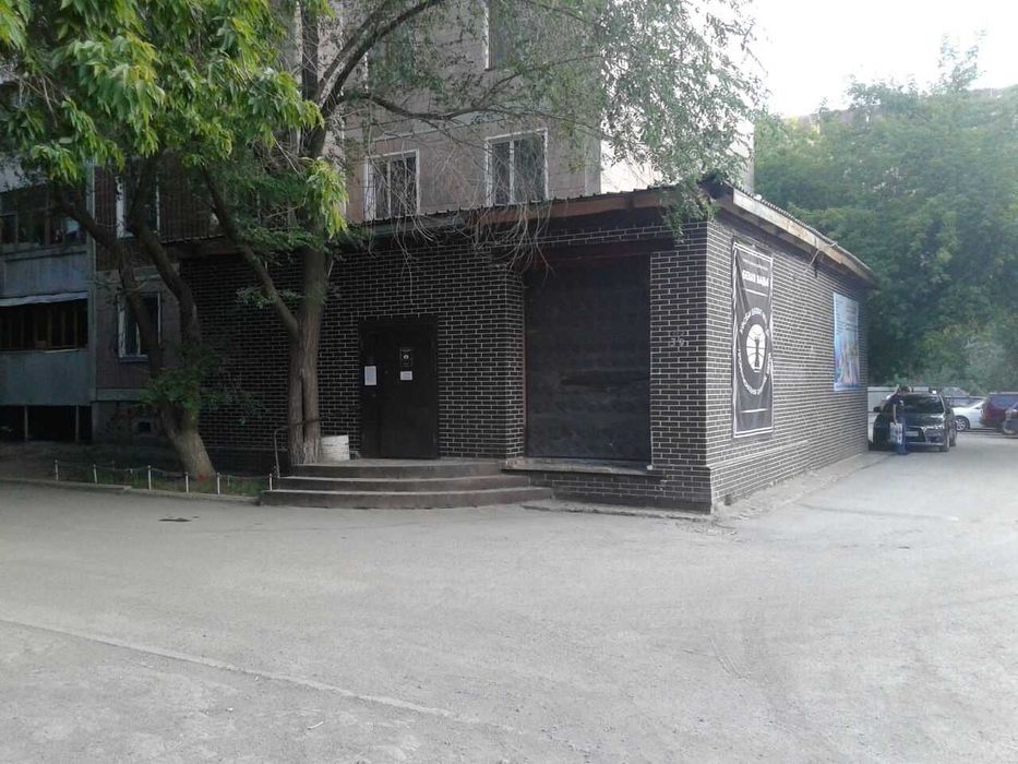 Коммерческое помещение в Степном-2.  Дешево!