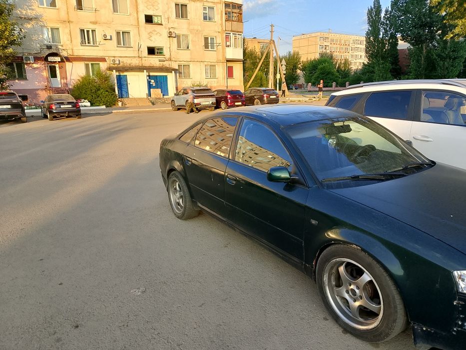 Ауди А6 С5 1998 год