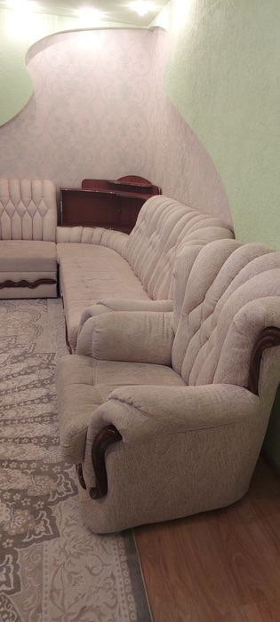 Продам диван с креслом в хорошем состоянии