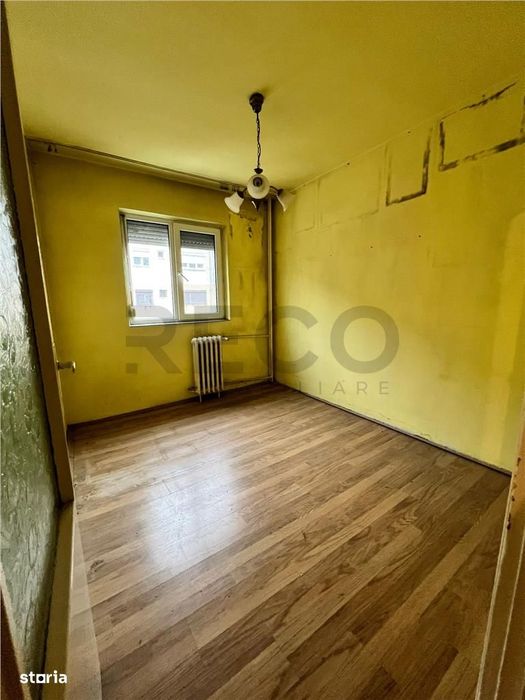 RECO Apartament 3 camere cu potential, etaj 2, Calea Aradului