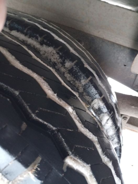 Продам грузовик 2012год.