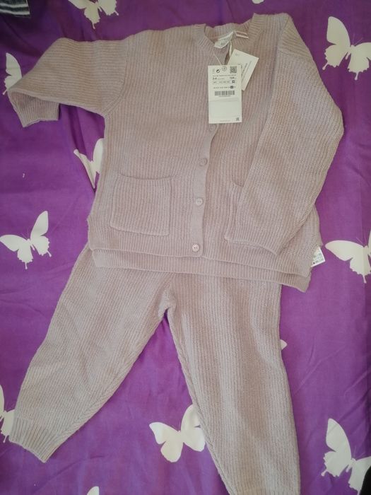 Hăinuțe fetite, hăinuțele sunt noi sau purtate o singura data