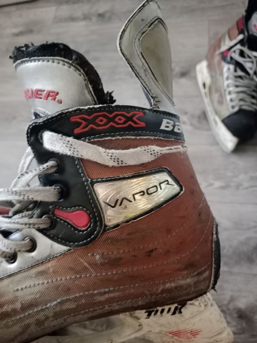 Коньки хоккейные