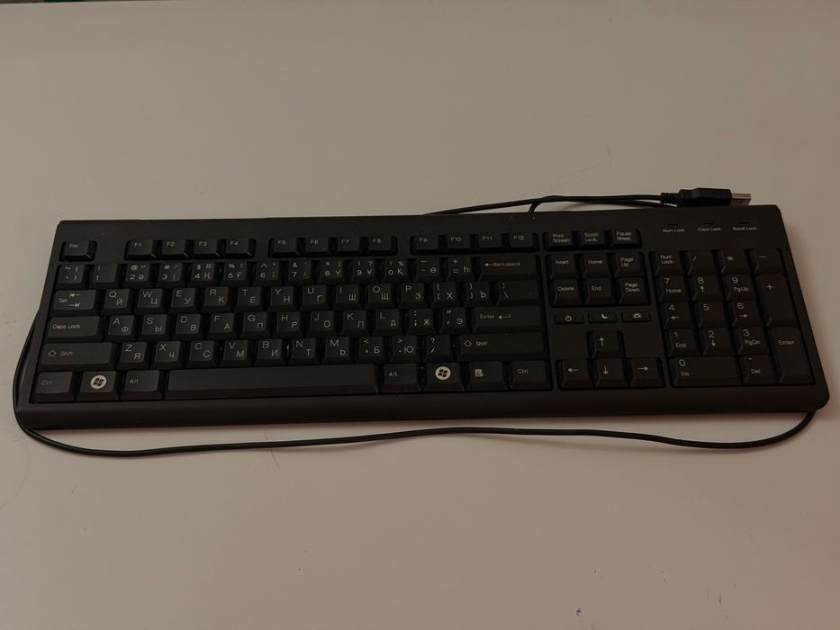 Продам ноутбук Packard Bell ENTE11HC