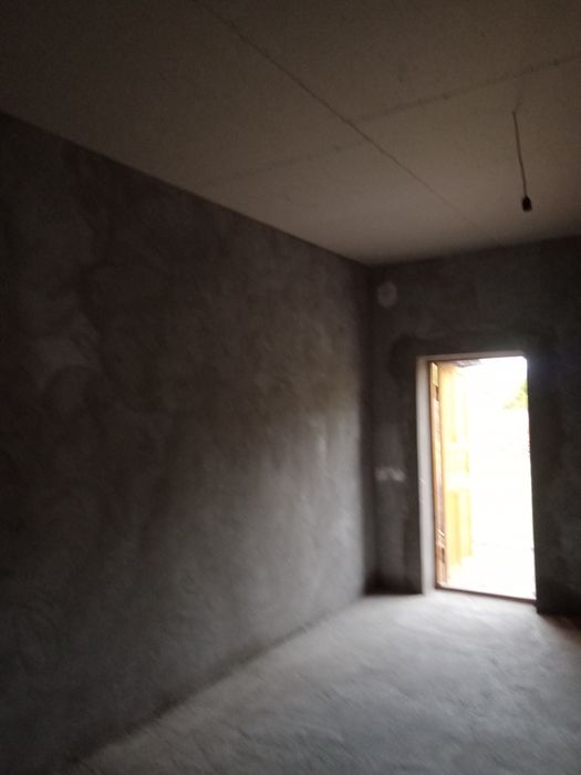 Үй сотилади, новостройка