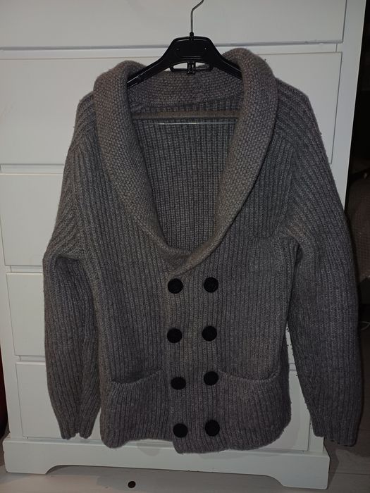Pulover tricotat cu nasturi barbati