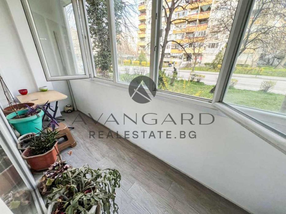 Продава се Тристаен апартамент в Пловдив, Кючук Париж - 84 кв.м за 1147 €/кв.м - Снимка #8