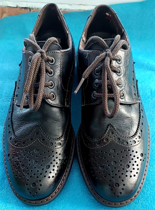 Pantofi ,,LLOYD,, cu inserții din piele naturală mărimea 41.5 (7 1/2)