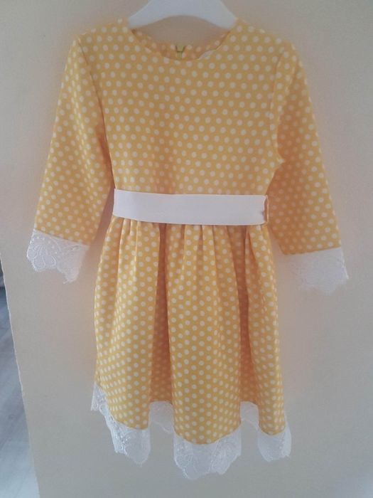 Rochita eleganta fetite