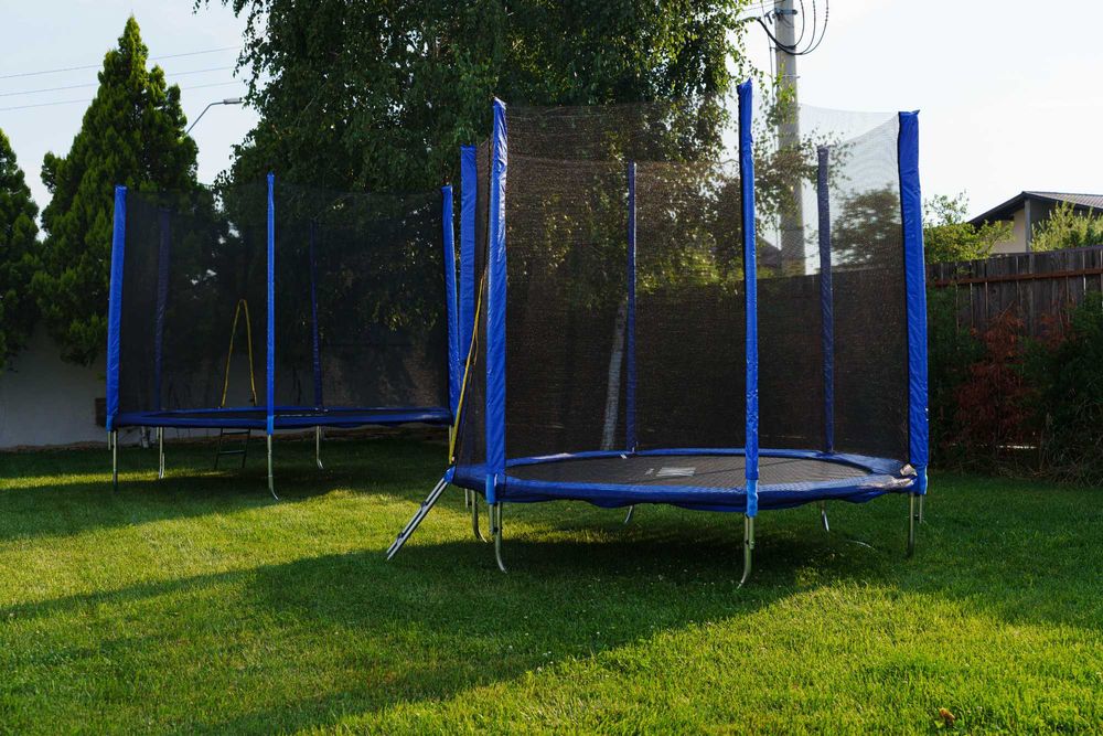 Trambulina copii iMK®, cu plasa rezistenta UV, structura metal, D 305 cm, Certificari GS, TUV, CE​​​​​​​/ Greutate maxima admisa 150 Kg