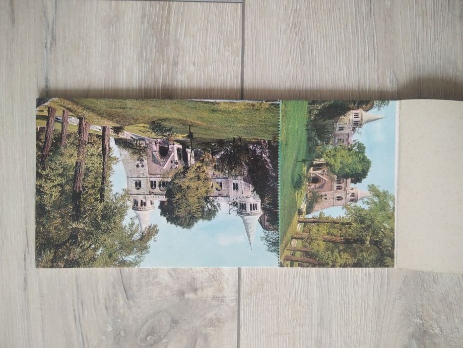 Албум с пощенски картички