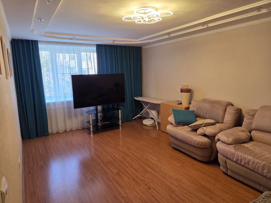 4 комнатная - Район 2 школы