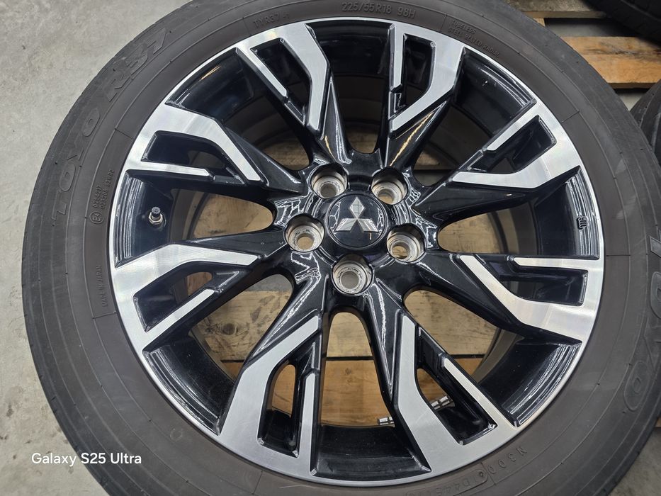 Лети джанти 18ки 5х114.3 Mitsubishi, Citroen, Peugeot + летни гуми