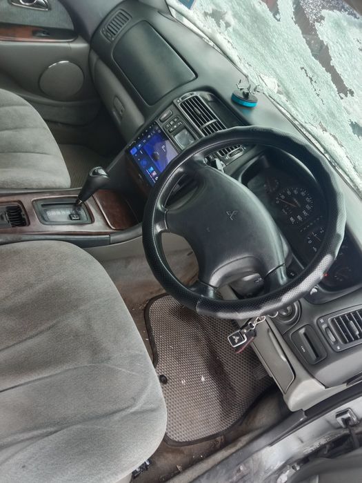 Продам Мицубиси диамант