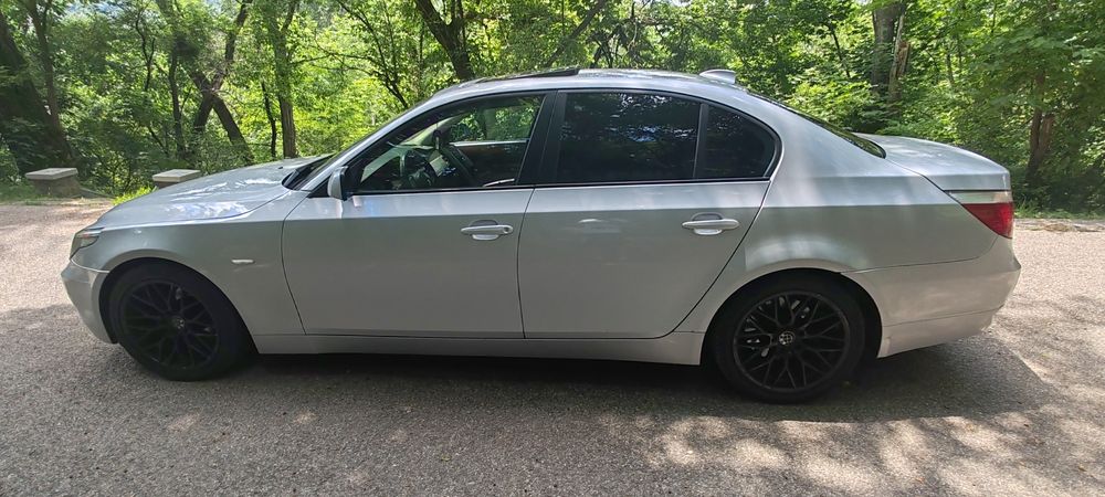 Bmw 525 an fabricație 2005/accept schimb