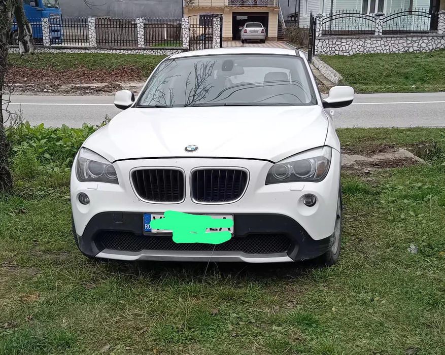 Vând BMW X1 2011, motorină, cutie automată, cu tracțiune integrală