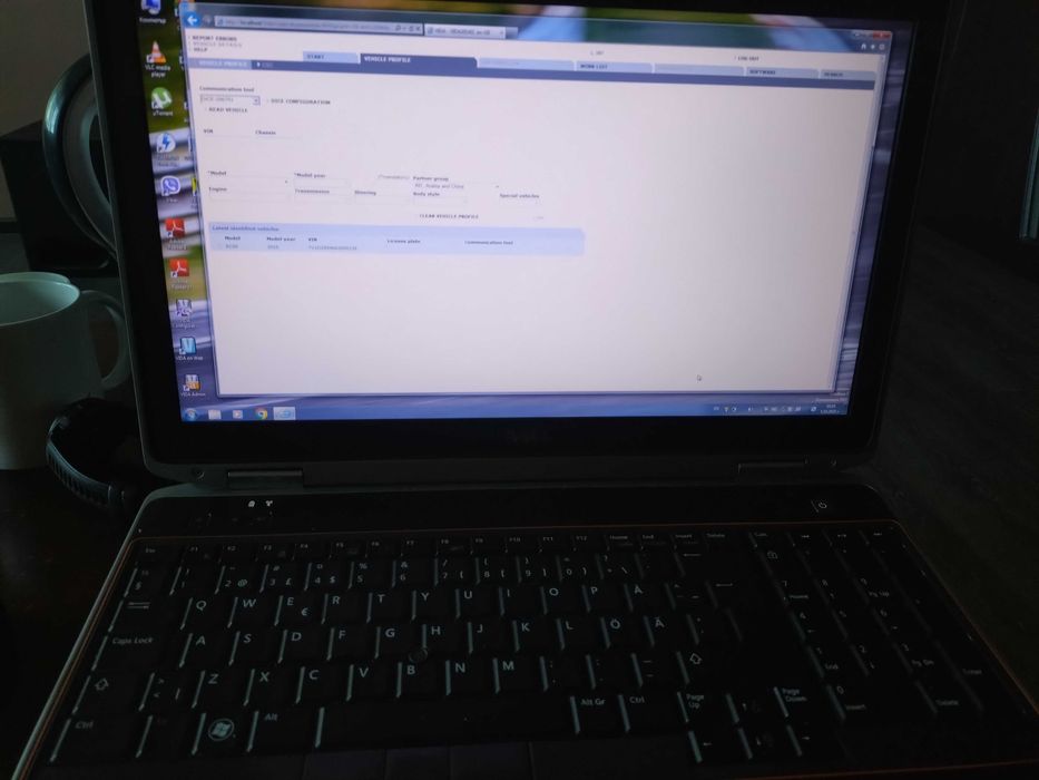 Vida dice с лаптоп Dell