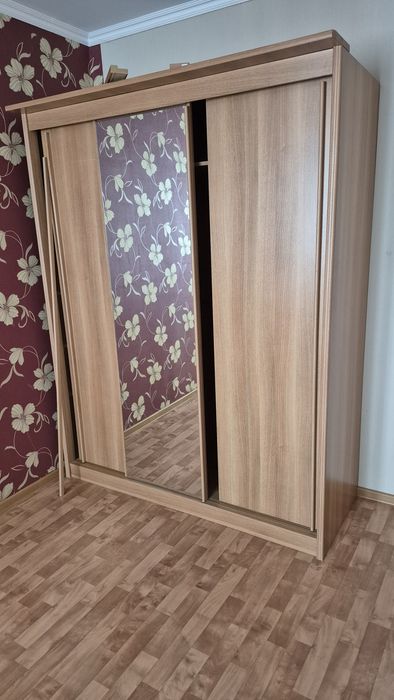 Шкаф спальни, прихожка,тумба тв.