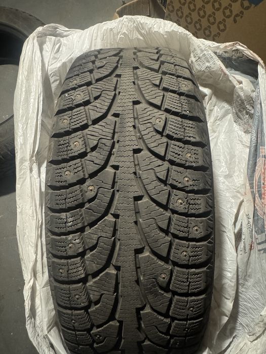 Продам зимнюю резину р19