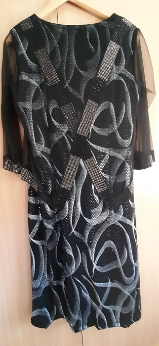 Rochie noua cu eticheta marimea 44,model elegant