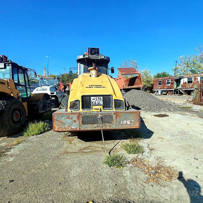 Каток / Katok Lutong LT620B, 20 тонн, 2012, на ходу