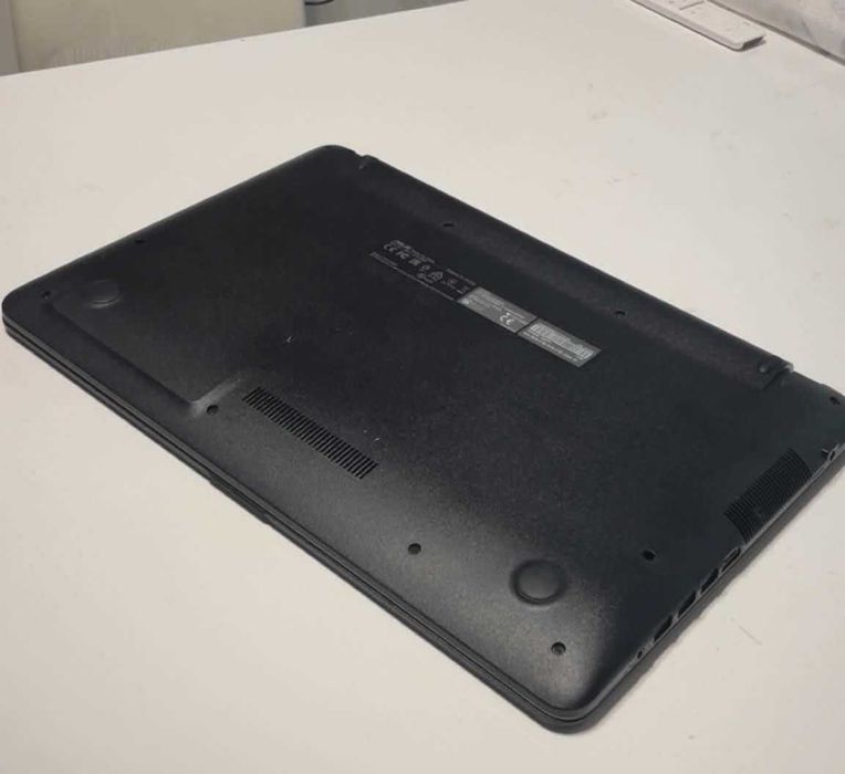 Лаптоп ASUS VivoBook, 15.6", Intel Pentium N4200, NVIDIA GT920MX 2GB, 4 GB RAM, 1 TB HDD