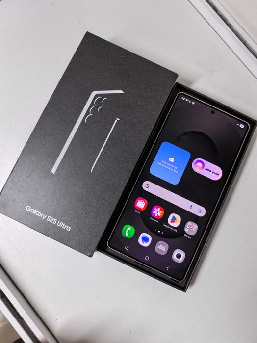 Samsung Galaxy S25 Ultra 256GB с Гаранция