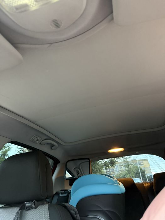 Продавам Peugeot 308 2.0 HDI