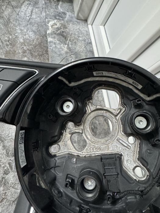 Volane Audi A1 A3 A4 A5 OEM 4 Bucati !