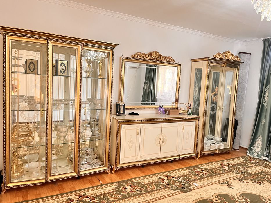 Мебель для гастивой…….