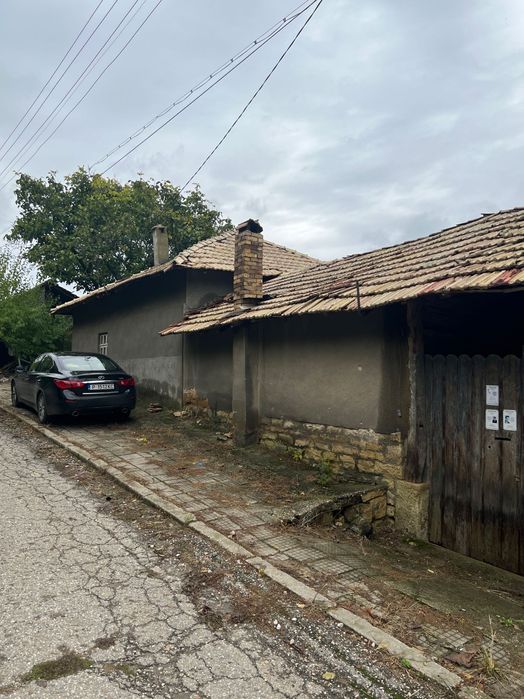 Продава се Къща в Русе, Алеи Възраждане - 200 кв.м за 110 €/кв.м - Снимка #1