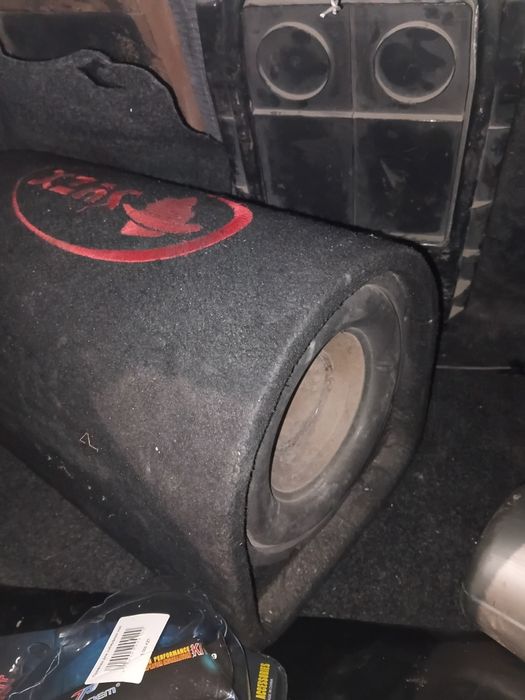 Продам андройд магнитолу и саб