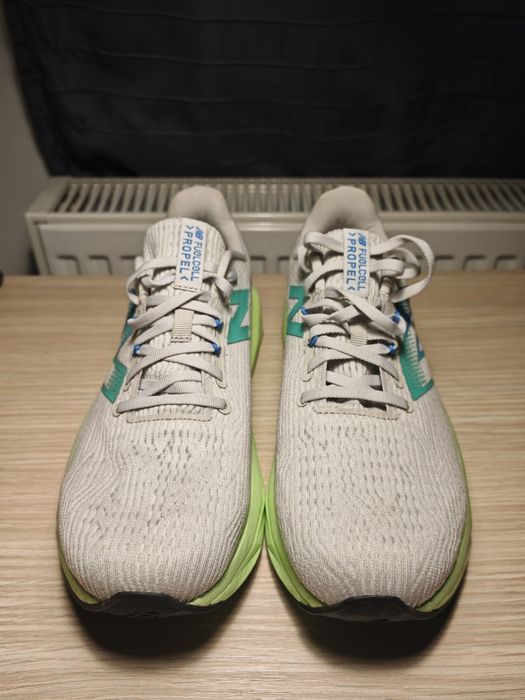 New Balance Fuelcell Propel,noi,43
