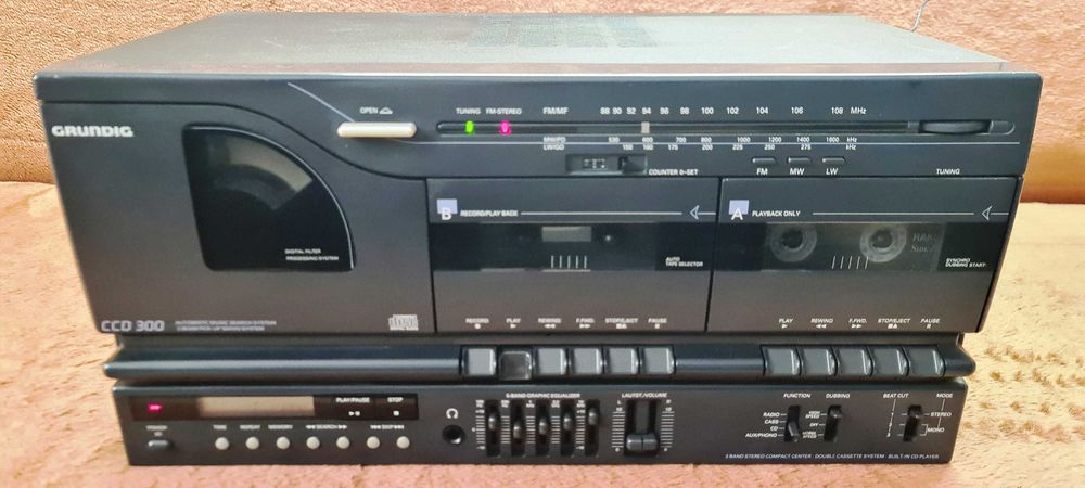 Grundig CCD-300 statie CD player, Dublu Cas, Tuner LW, MW.FM.