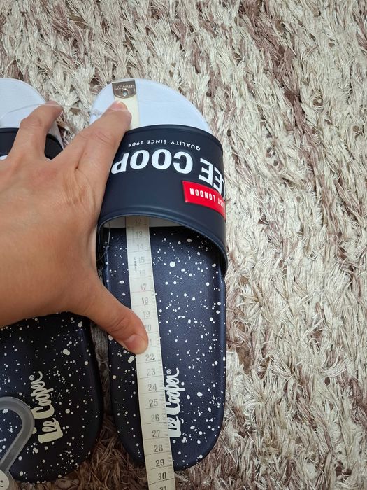 Чехли lee cooper