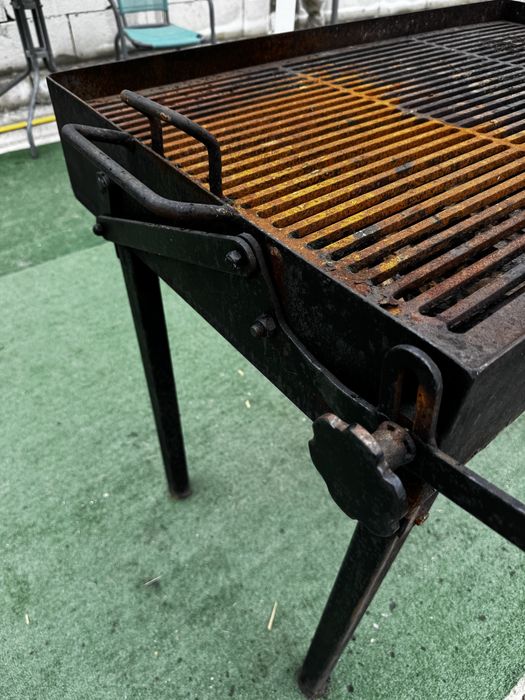 Vand gratar pentru targuri 2 buc 1.20m