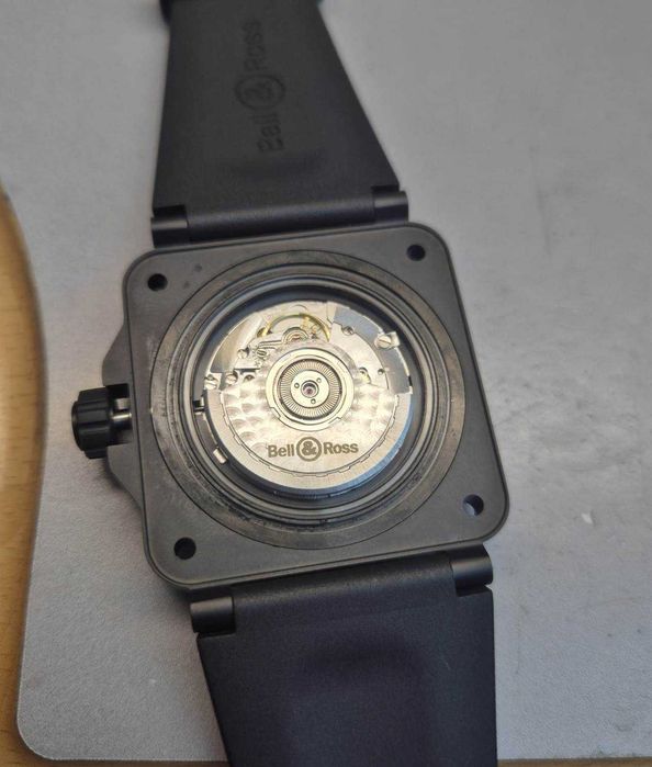 Керамические часы Bell & Ross